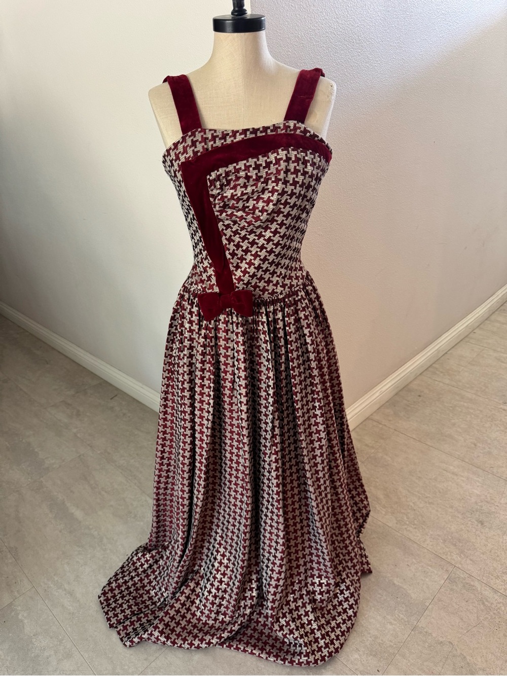 Gorgeous true vintage Burgundy and Cream Houndstooth Maxi Dress with Velvet Trim